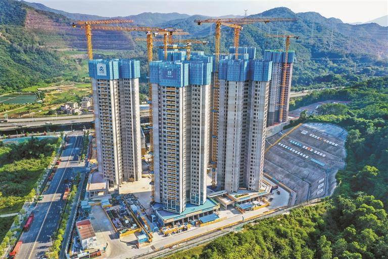 機器人造樓機助力建設 深