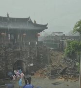 深圳大鵬所城城墻垮塌 無