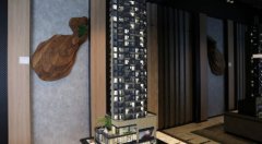 內(nèi)地學生年繳15.6萬港元承